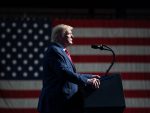 Trump podium